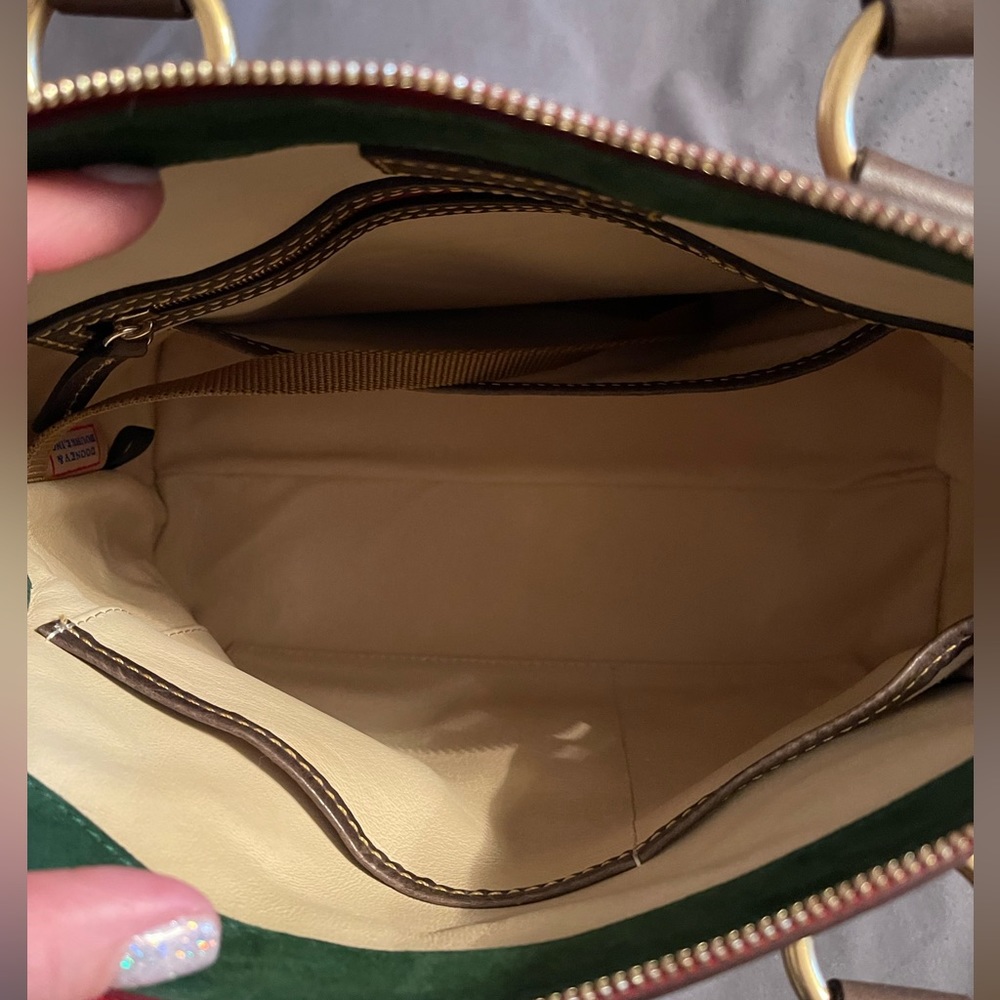 Dooney and bourke satchel